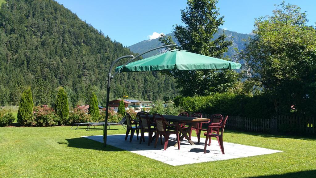 Haus Kirchmaier Bed & Breakfast Pertisau Eksteriør bilde